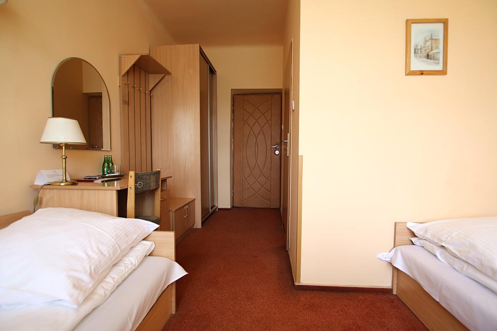 Iskra Hotel Радом Стая снимка