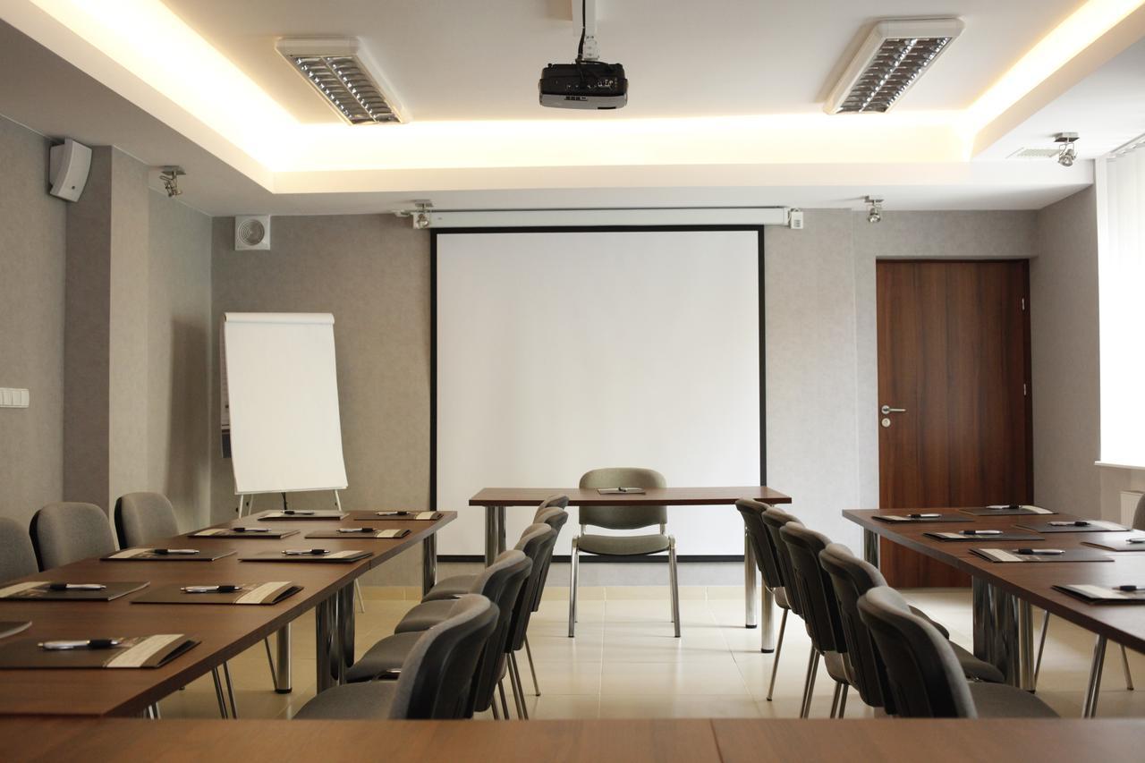 Iskra Hotel Радом Стая снимка