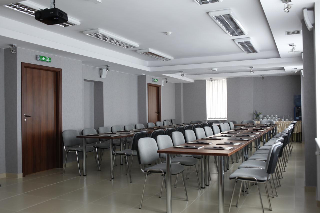 Iskra Hotel Радом Стая снимка