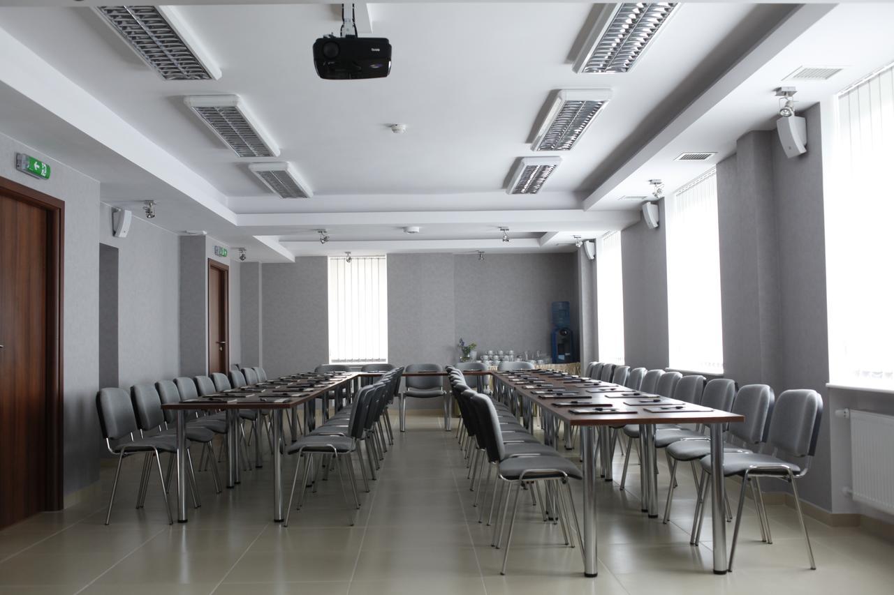 Iskra Hotel Радом Стая снимка