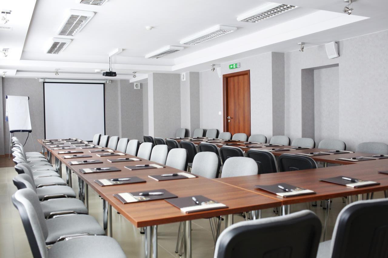 Iskra Hotel Радом Стая снимка